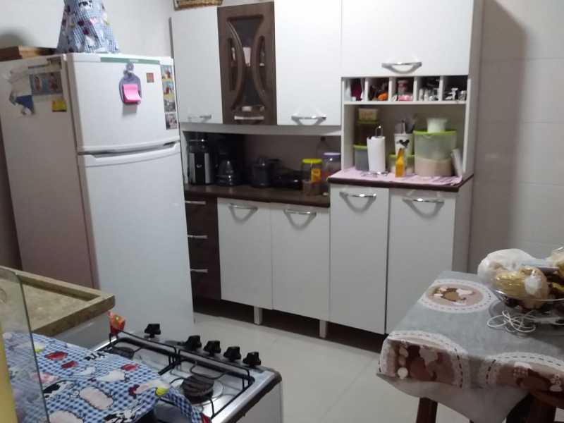 Casa à venda com 2 quartos, 70m² - Foto 18