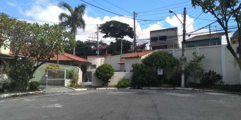 Casa de Condomínio à venda com 3 quartos, 275m² - Foto 6