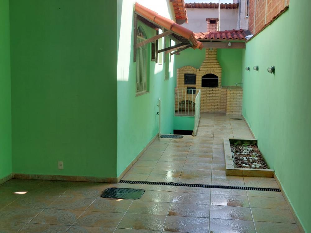 Casa à venda com 2 quartos, 120m² - Foto 4