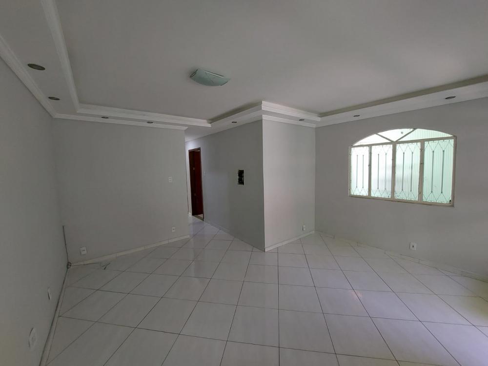 Casa à venda com 2 quartos, 120m² - Foto 18