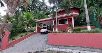 Casa de Condomínio à venda com 3 quartos, 300m² - Foto 2