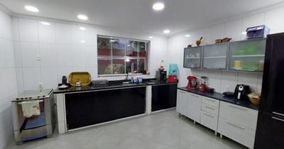 Casa de Condomínio à venda com 3 quartos, 300m² - Foto 15