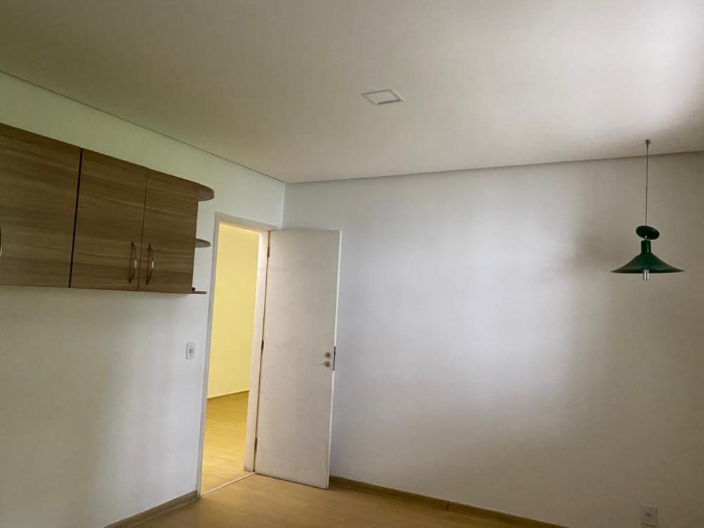 Casa de Condomínio à venda com 3 quartos, 552m² - Foto 11