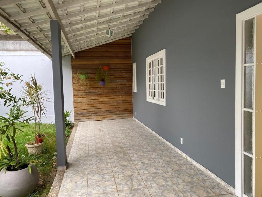 Casa de Condomínio à venda com 3 quartos, 552m² - Foto 35