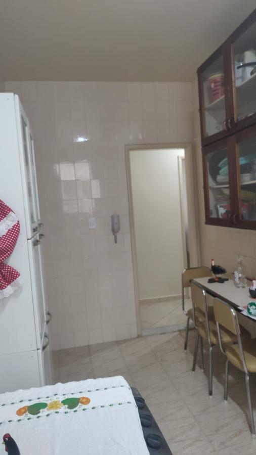 Apartamento à venda com 2 quartos, 80m² - Foto 14