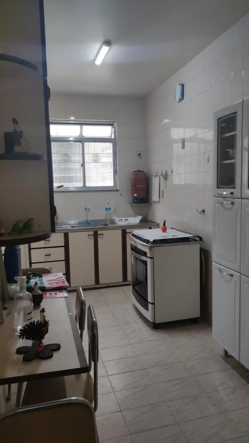 Apartamento à venda com 2 quartos, 80m² - Foto 17