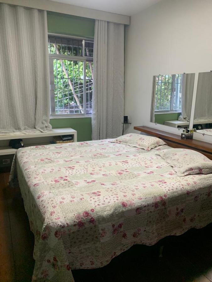 Apartamento à venda com 4 quartos, 165m² - Foto 9