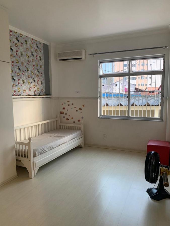 Apartamento à venda com 4 quartos, 165m² - Foto 12