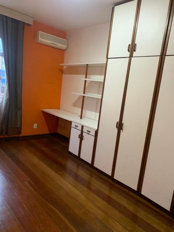 Apartamento à venda com 4 quartos, 165m² - Foto 15