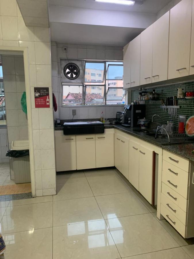 Apartamento à venda com 4 quartos, 165m² - Foto 22