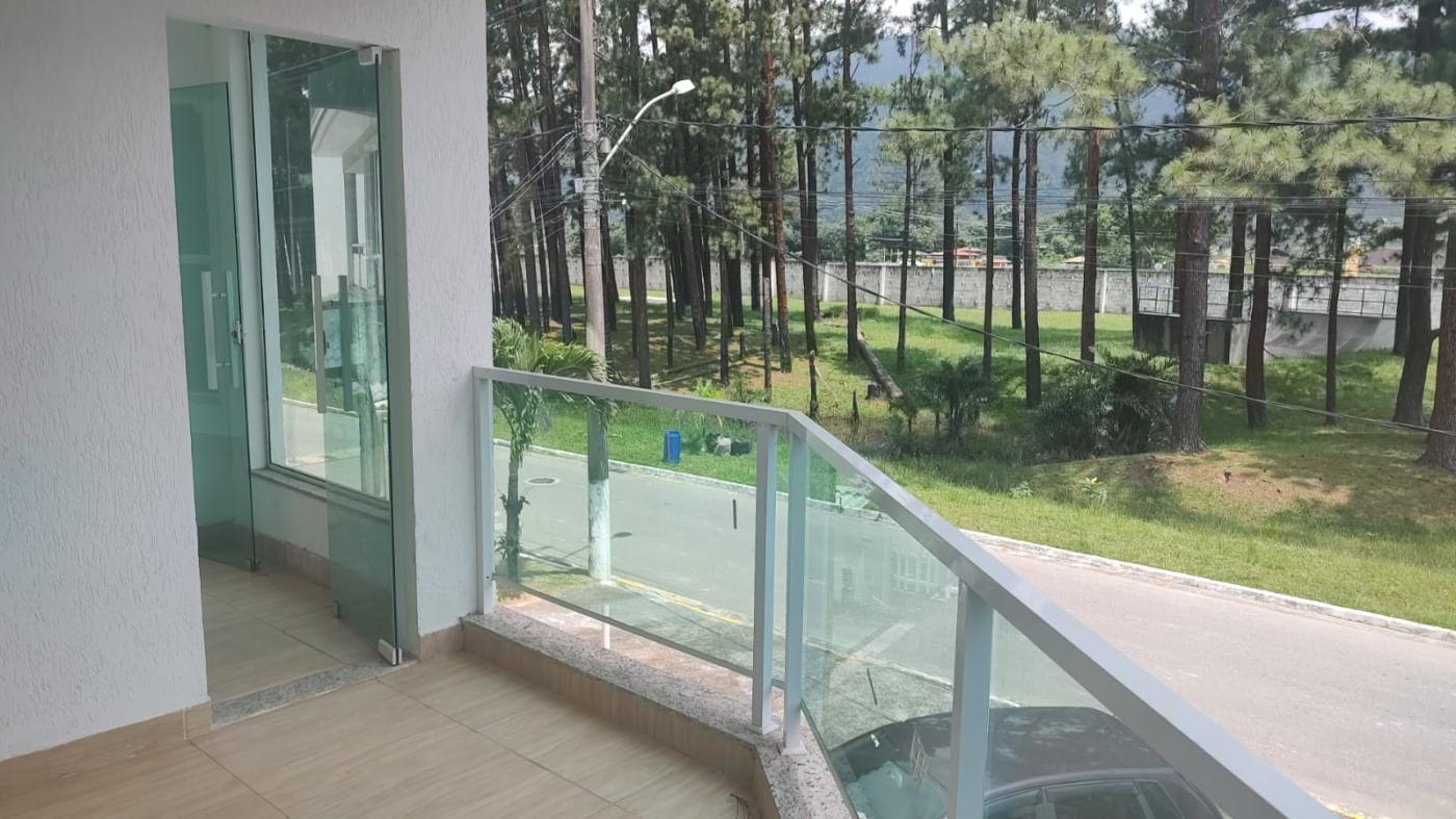 Casa à venda com 8 quartos, 436m² - Foto 11