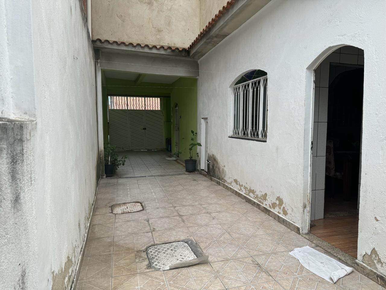 Casa à venda com 3 quartos, 300m² - Foto 11