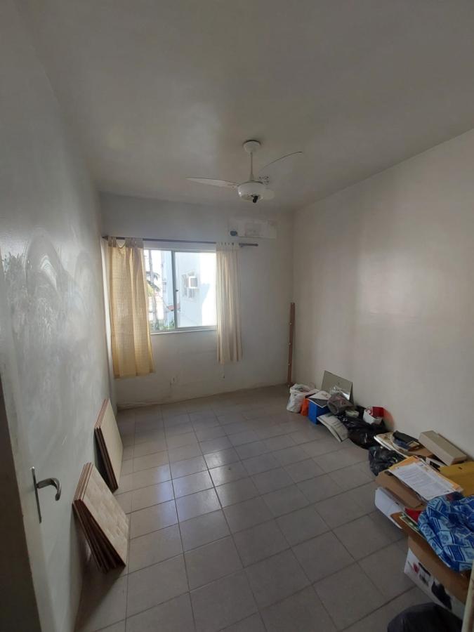 Apartamento à venda com 2 quartos, 55m² - Foto 2