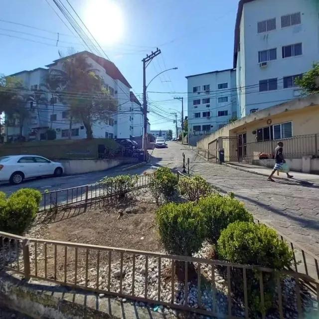 Apartamento à venda com 2 quartos, 55m² - Foto 1