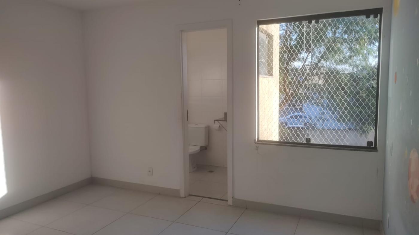 Casa para alugar com 3 quartos, 107m² - Foto 28