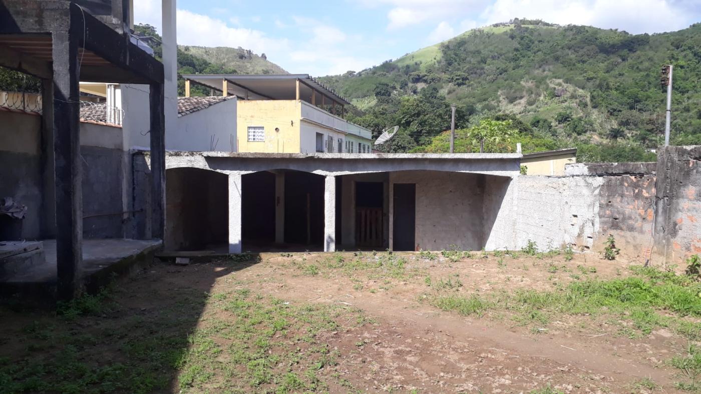 Casa à venda com 2 quartos, 358m² - Foto 14