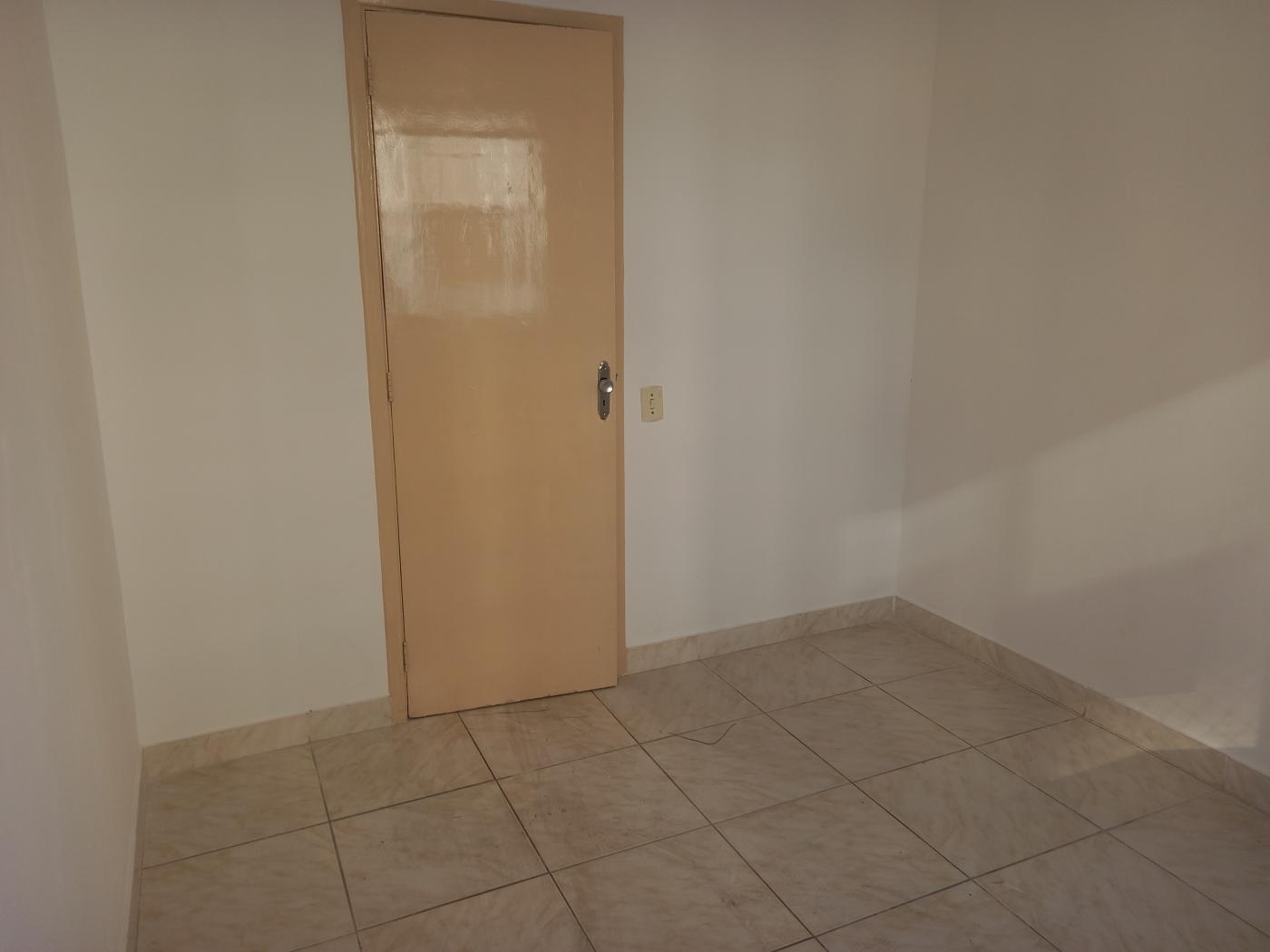 Apartamento à venda com 2 quartos, 68m² - Foto 9