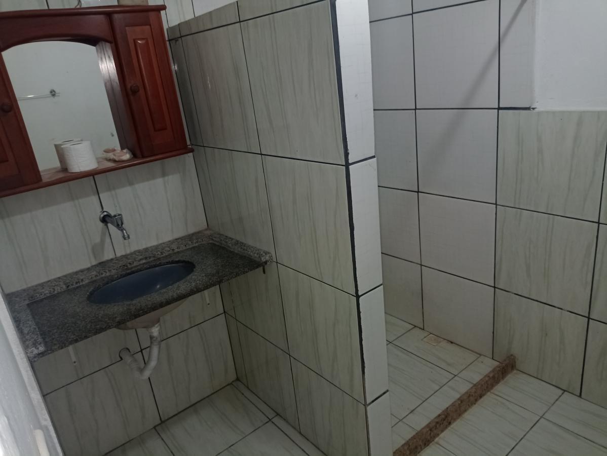 Casa à venda com 9 quartos, 225m² - Foto 12