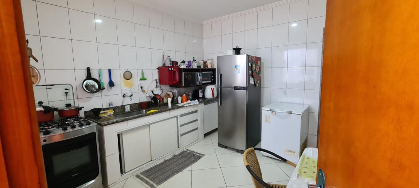 Casa à venda com 4 quartos, 229m² - Foto 30