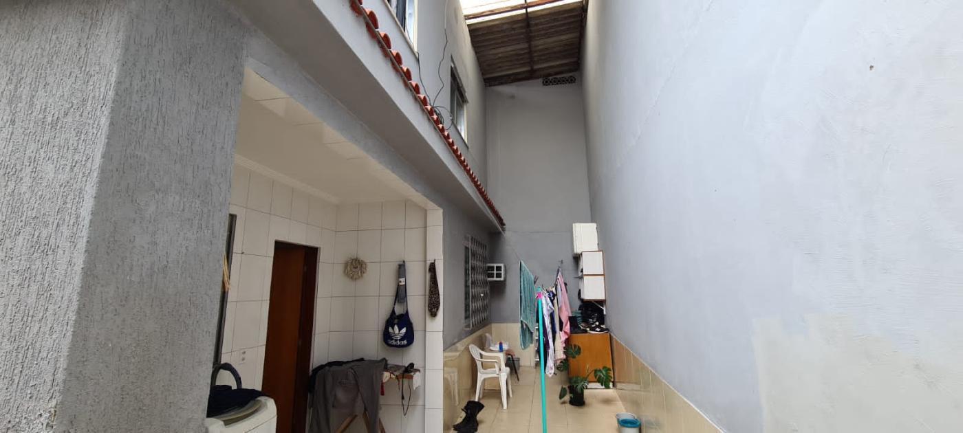 Casa à venda com 4 quartos, 229m² - Foto 33