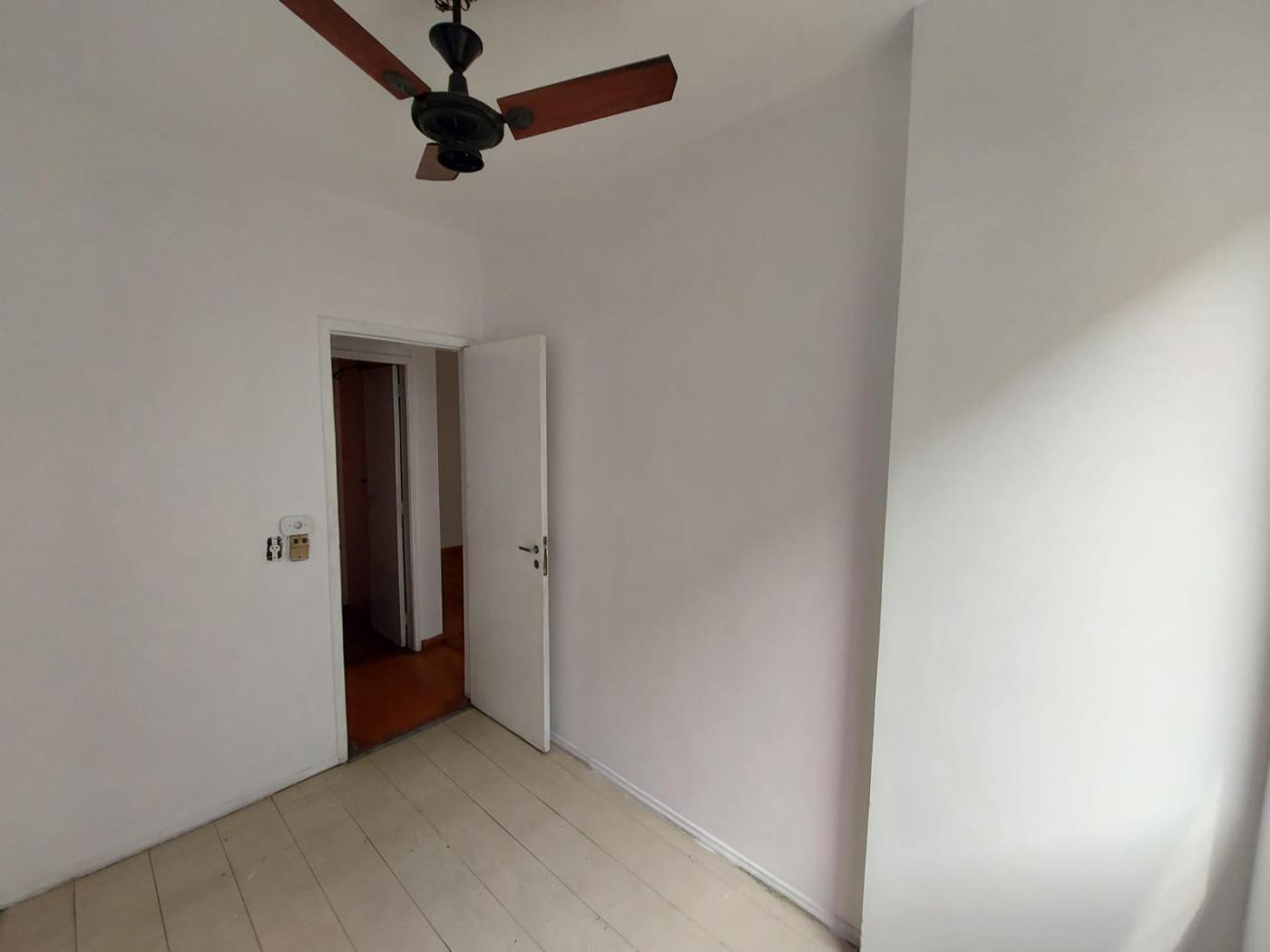 Apartamento à venda com 3 quartos, 73m² - Foto 3