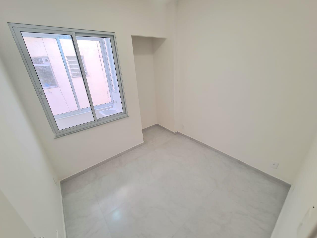 Apartamento à venda com 1 quarto, 40m² - Foto 11