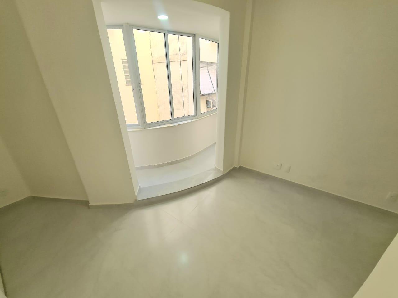 Apartamento à venda com 1 quarto, 40m² - Foto 19