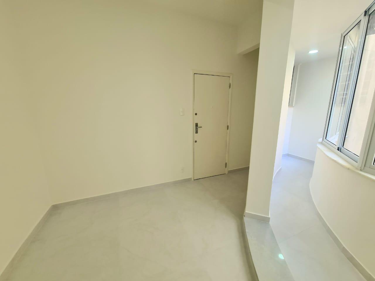 Apartamento à venda com 1 quarto, 40m² - Foto 4