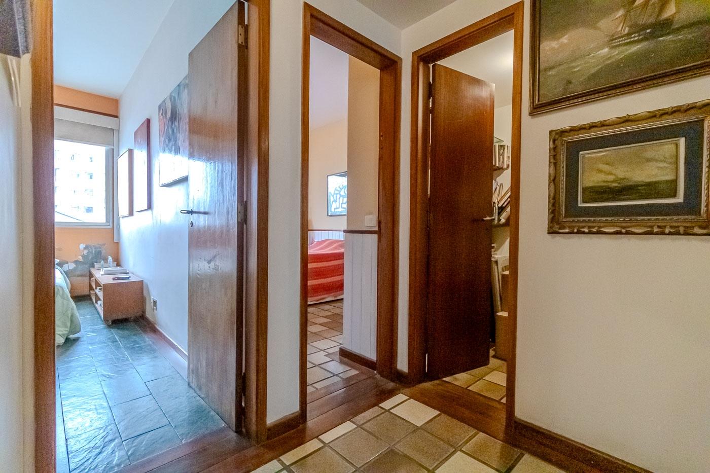 Apartamento à venda com 3 quartos, 137m² - Foto 22