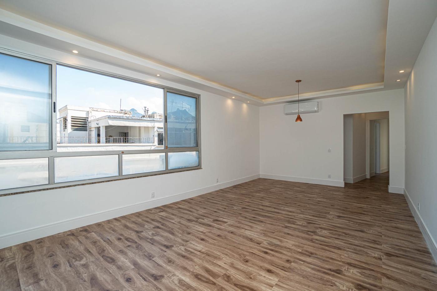 Apartamento à venda com 4 quartos, 130m² - Foto 3