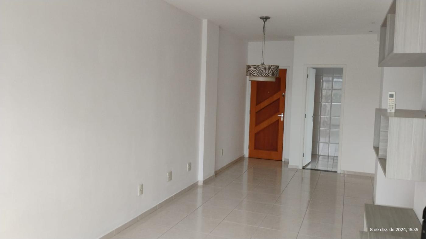 Apartamento à venda com 3 quartos, 96m² - Foto 10