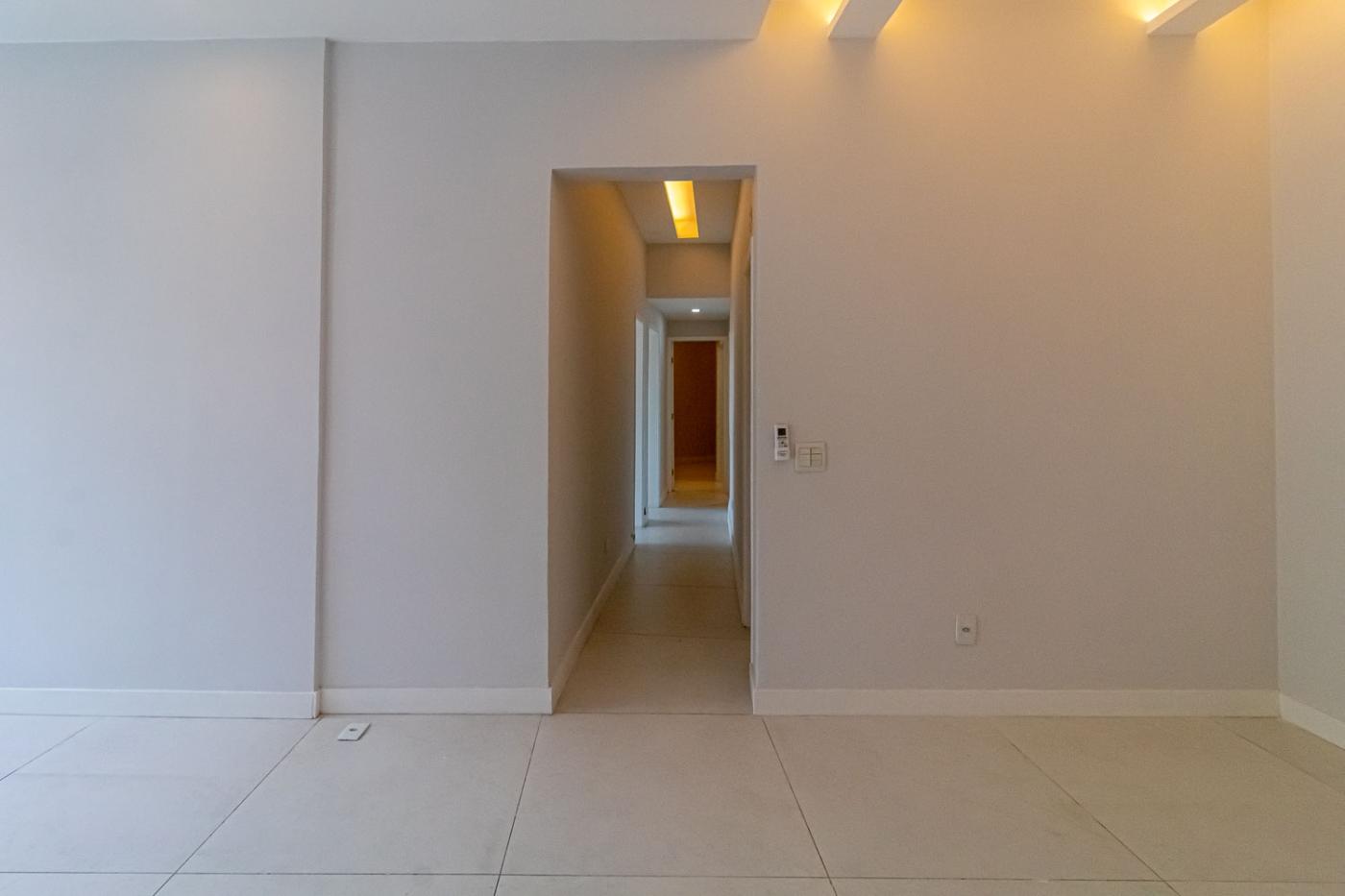 Apartamento à venda com 3 quartos, 112m² - Foto 13