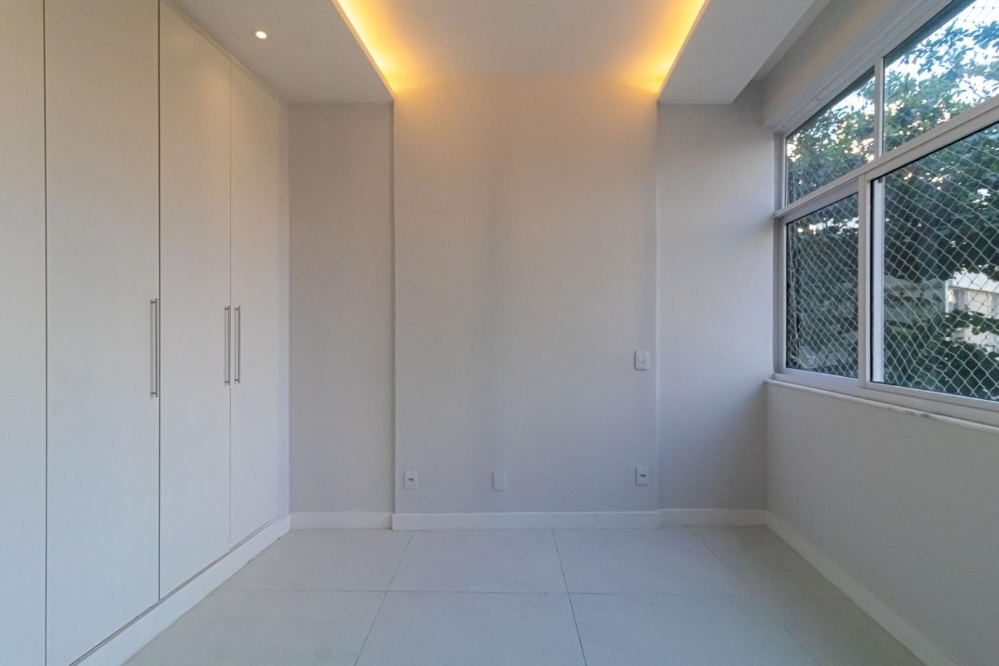 Apartamento à venda com 3 quartos, 112m² - Foto 16