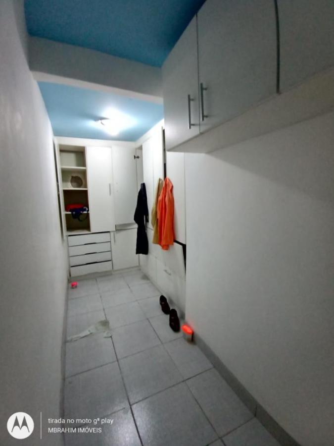 Casa de Condomínio à venda com 3 quartos, 552m² - Foto 3