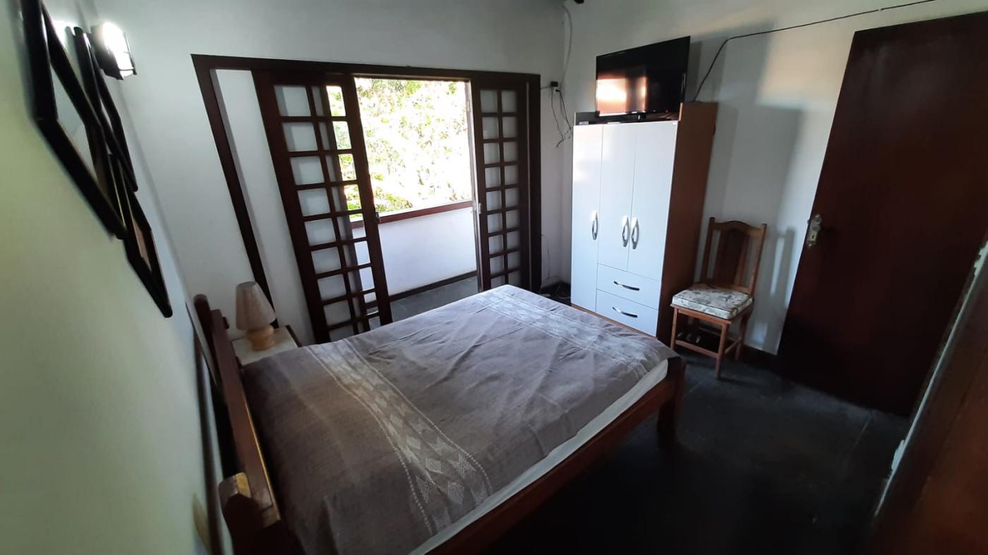 Casa à venda com 8 quartos, 600m² - Foto 15